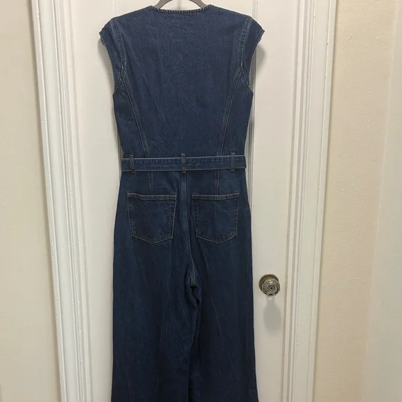 Excellent condition Reformation Denim Zip-Front Jumpsuit with Belt - Picture 5 of 6